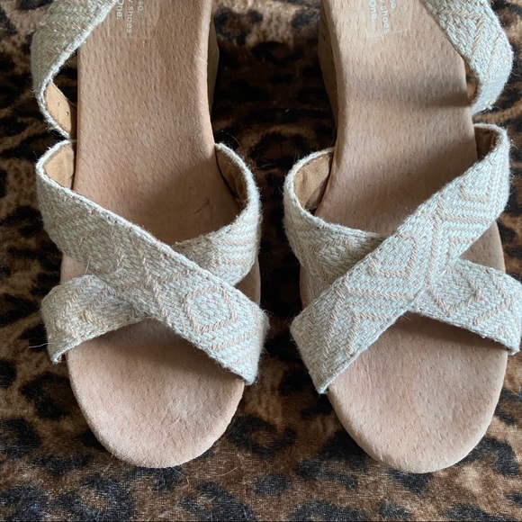 TOMS Platform Wedge Sandal - Size 9 - Picture 3 of 8